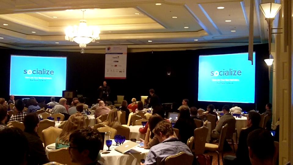 MoDevUX: Designing for Social Apps